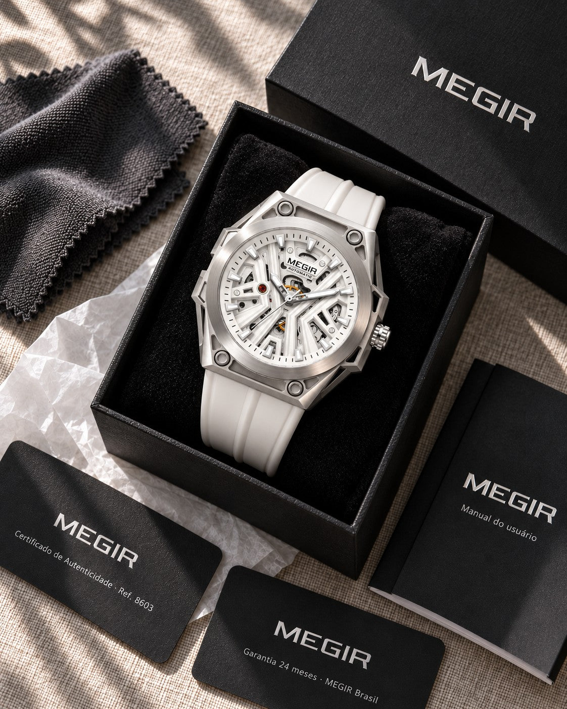 Relógio MEGIR no estojo, com certificado, garantia e manual