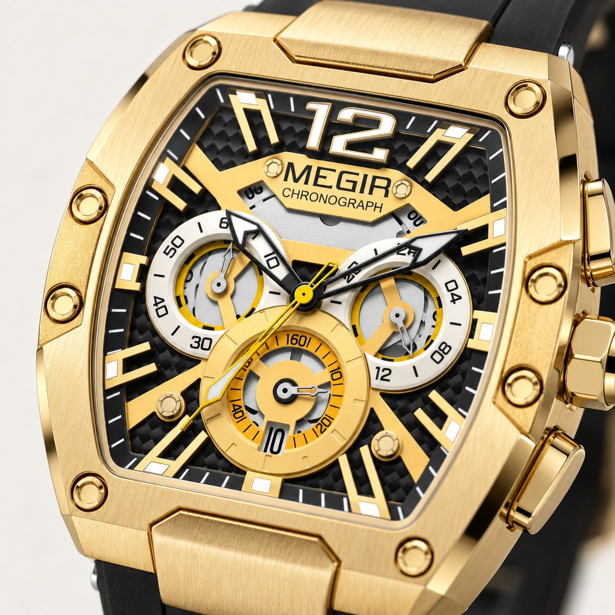 MEGIR Recon Chrono 24H · Dourado & Preto · detalhe do mostrador